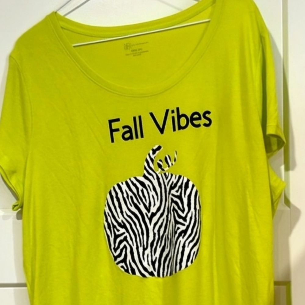 No Boundaries Graphic Animal Print Tee Juniors XXL